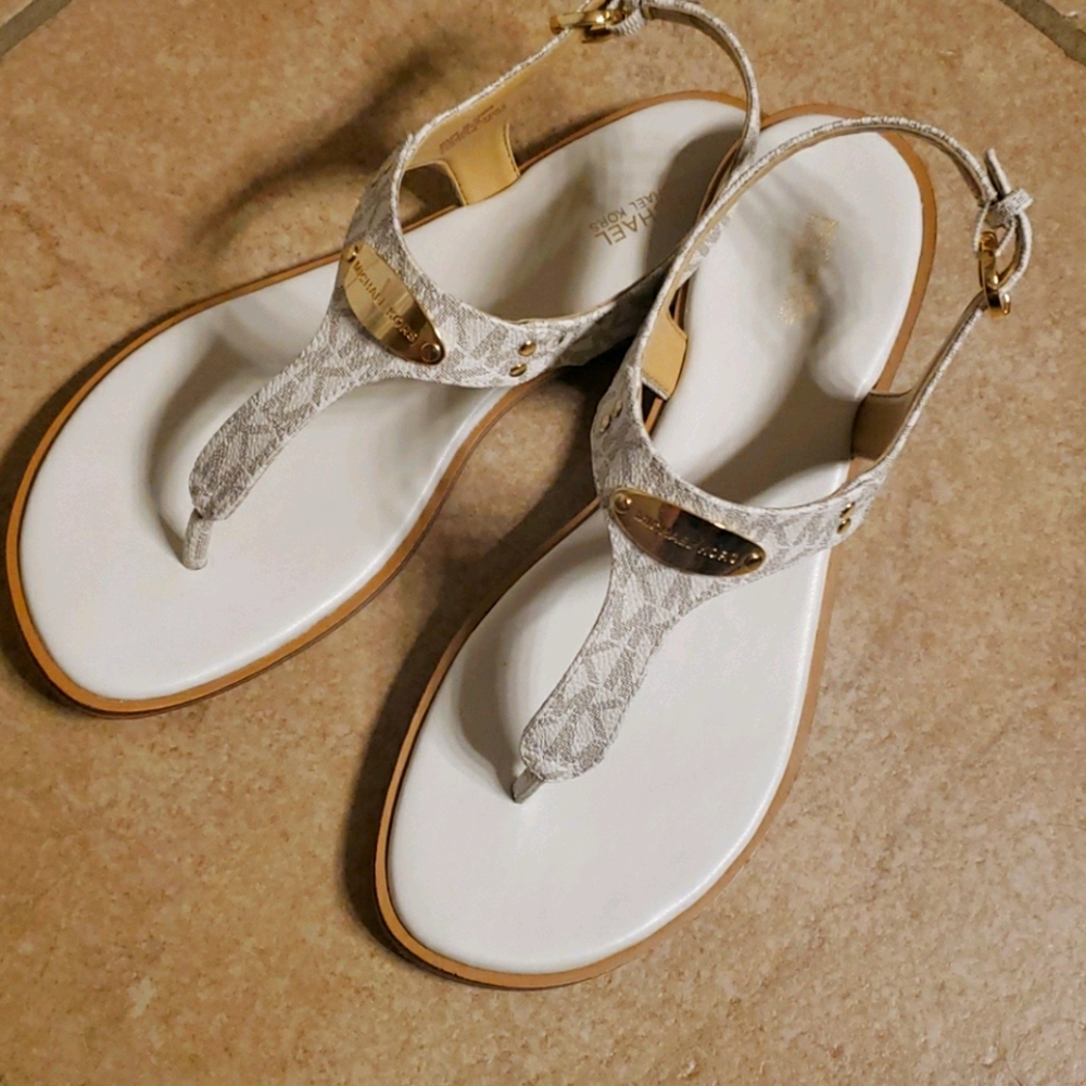 Michael Kors 9.5 sandals